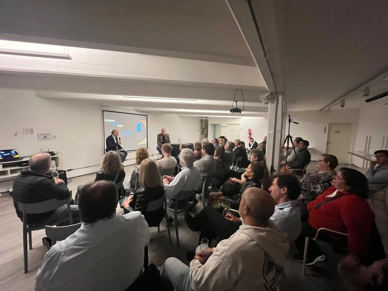 Lanzamiento del libro «La Próxima Evolución Digital» — foto 9